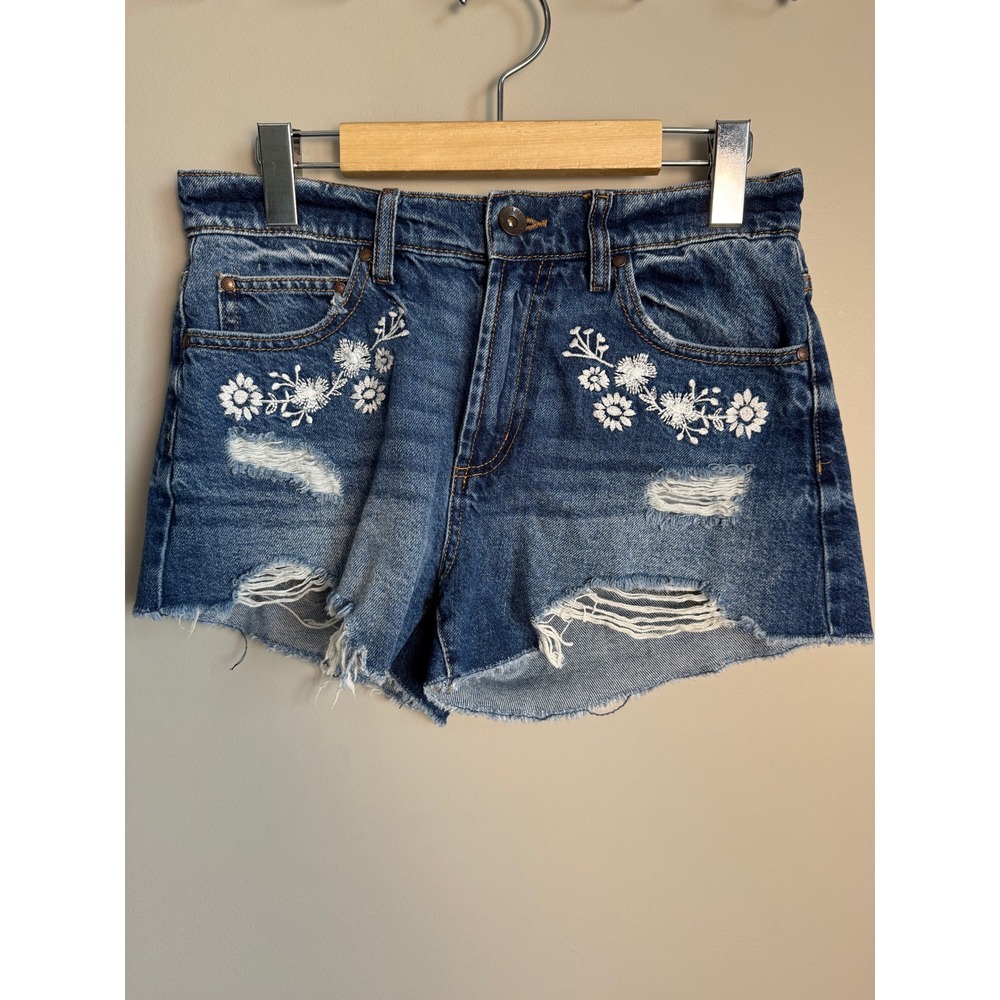 Ardene High Rise Embroidered Denim Shorts Distressed Boho Festival Blue Size 1‎
